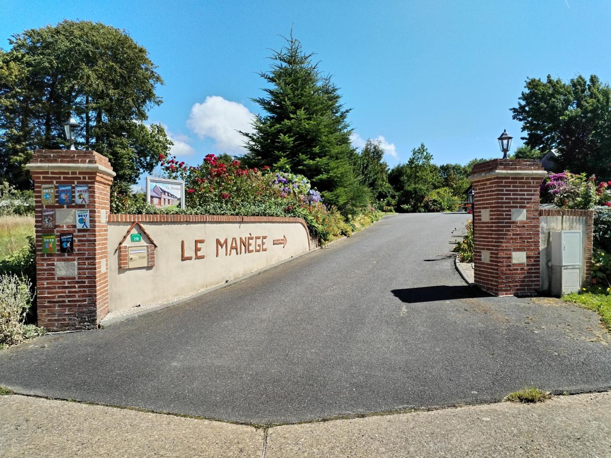 Hotel Le Manege Gite Le Tilleul Sainte-Marie-au-Bosc Exterior foto